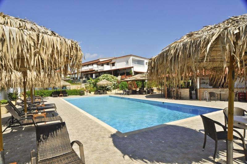 Hotel Navarone Petrochori  Extérieur photo
